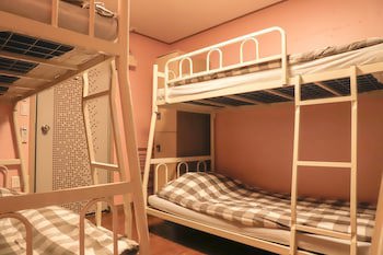 Busan Suk Bak Dot Com Guest House - Hostel