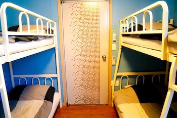 Busan Suk Bak Dot Com Guest House - Hostel