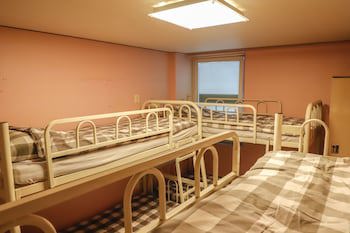 Busan Suk Bak Dot Com Guest House - Hostel