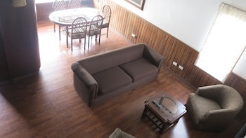 Filatelia Suites & Travel