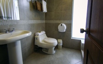 Filatelia Suites & Travel