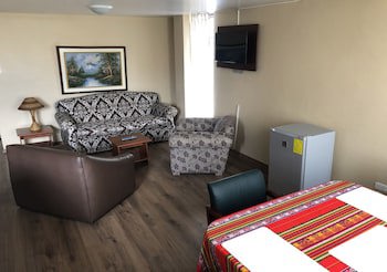 Filatelia Suites & Travel