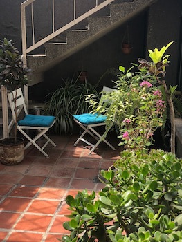 Filatelia Suites & Travel