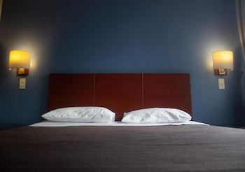 Filatelia Suites & Travel