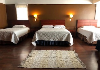 Filatelia Suites & Travel