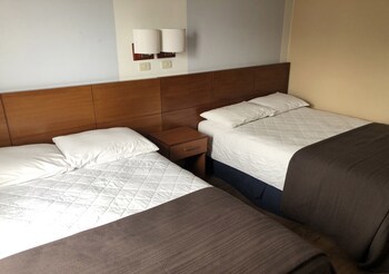 Filatelia Suites & Travel