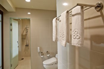 Royal Chiayi Hotel