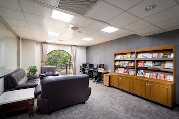 Royal Chiayi Hotel