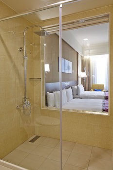 Royal Chiayi Hotel