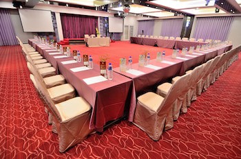 Royal Chiayi Hotel