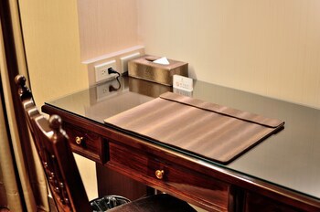 Royal Chiayi Hotel