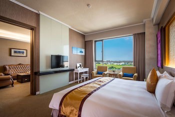 Royal Chiayi Hotel
