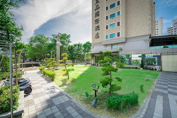 Royal Chiayi Hotel