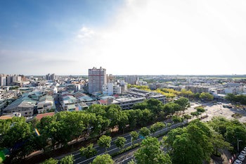 Royal Chiayi Hotel