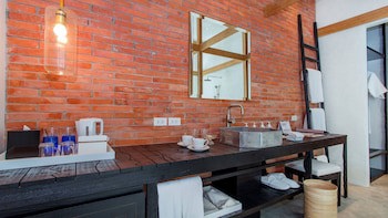 Sala Ayutthaya