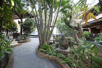 Fat Yogi Cottages