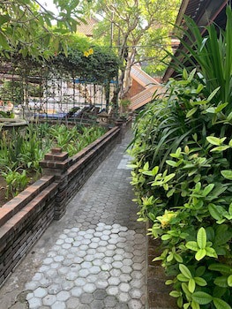 Fat Yogi Cottages