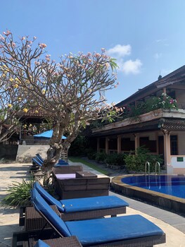 Fat Yogi Cottages