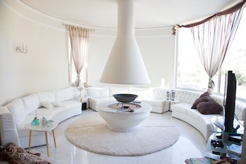Villa Kokalis Resort
