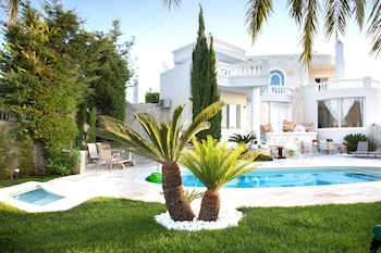 Villa Kokalis Resort