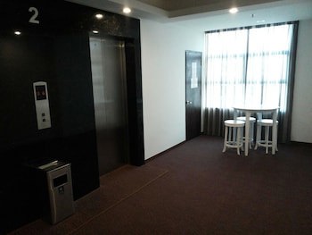 Eminent Hotel
