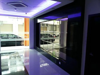 Eminent Hotel