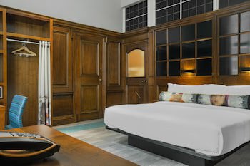 Aloft Liverpool