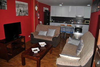 Apartahotel Collarubio