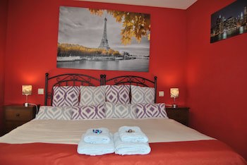 Apartahotel Collarubio