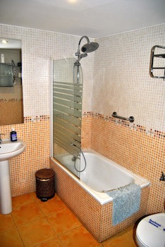 Apartahotel Collarubio