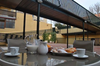 Apartahotel Collarubio