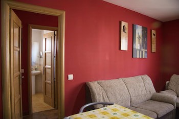 Apartahotel Collarubio