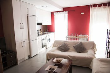 Apartahotel Collarubio