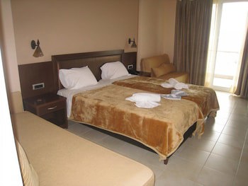 9 Queens Spa Hotel