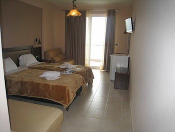 9 Queens Spa Hotel