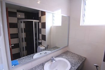 Iris House Hotel