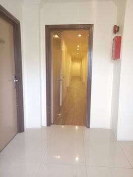 Iris House Hotel