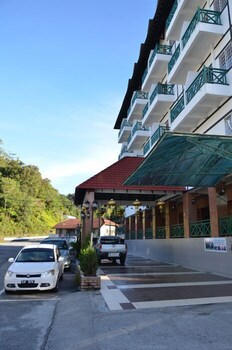 Iris House Hotel