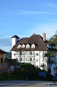 Iris House Hotel