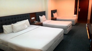 Iris House Hotel