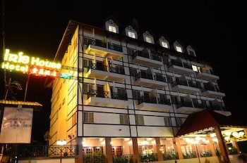 Iris House Hotel