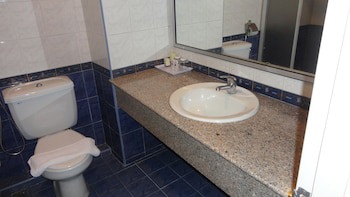 Iris House Hotel