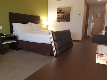 Holiday Inn Express Managua, An Ihg Hotel
