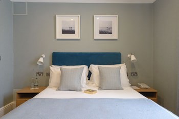 The Connaught Lodge