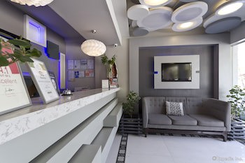 Eloisa Royal Suites