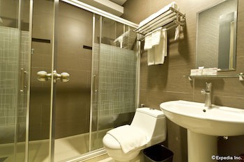 Eloisa Royal Suites