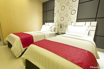 Eloisa Royal Suites