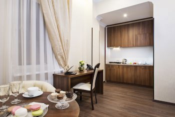 Bonapart Hotel