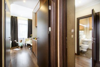 Bonapart Hotel