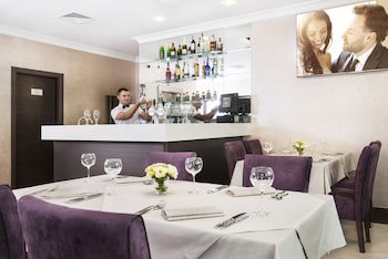 Bonapart Hotel
